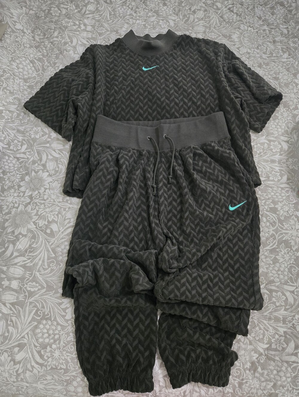 Nike Women's Sportswear Everyday Modern Allover Jacquard Boxy Top And  Pants